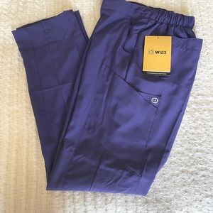 Very cute Scrub slacks.